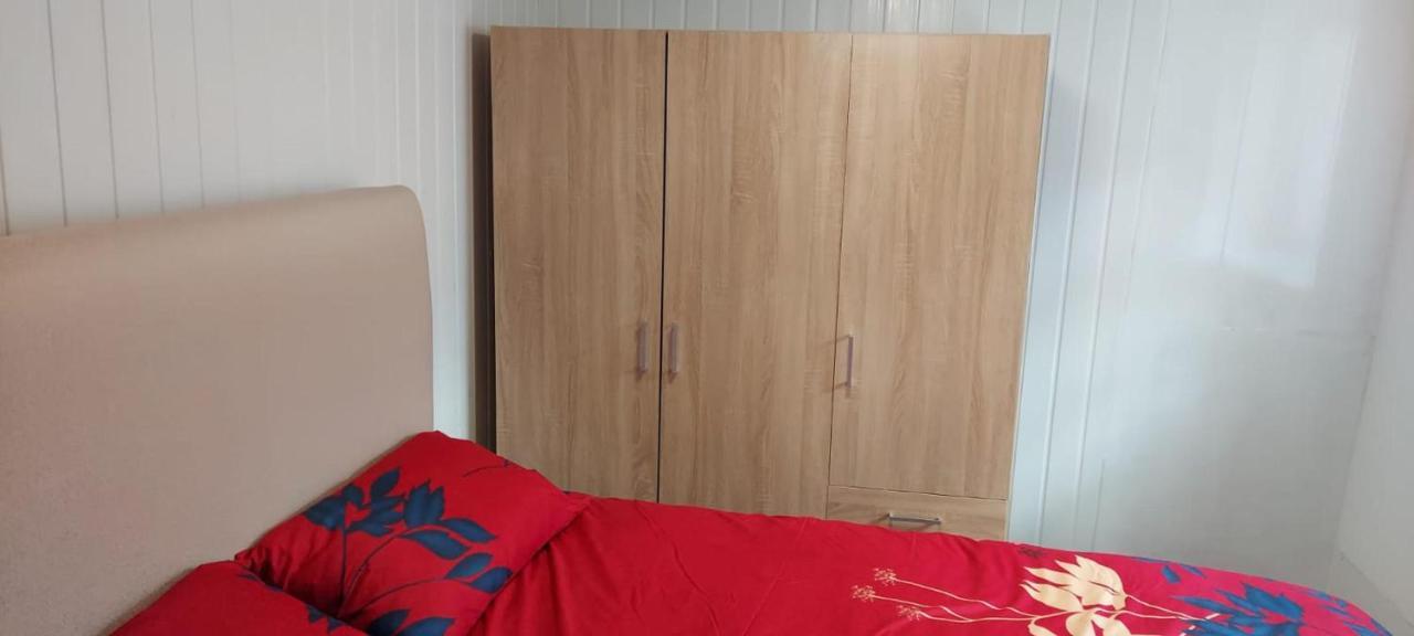 Lovely 3-Bed Apartment In Parkgate Rotherham Zewnętrze zdjęcie