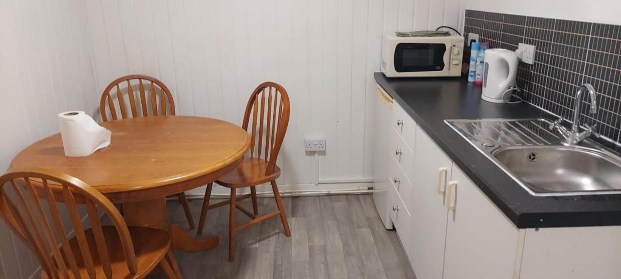 Lovely 3-Bed Apartment In Parkgate Rotherham Zewnętrze zdjęcie